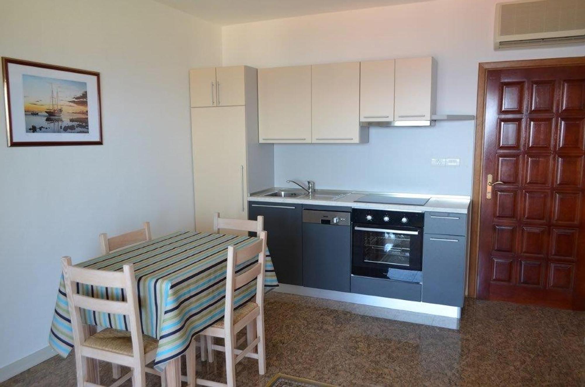 Apartments Villa Iva Ravni Δωμάτιο φωτογραφία